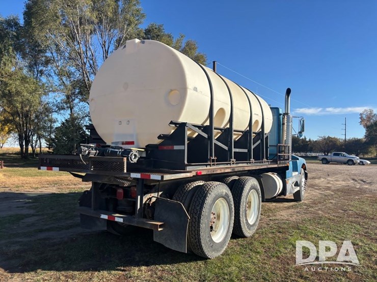 kenworth-t600-image-7