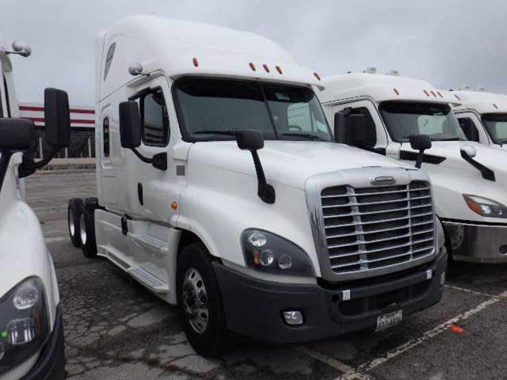 freightliner-cascadia-125-image-3