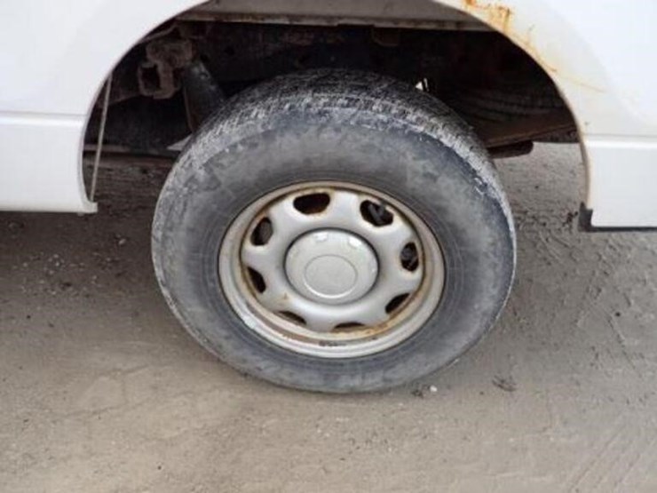 2014-ford-f150-xl-image-50