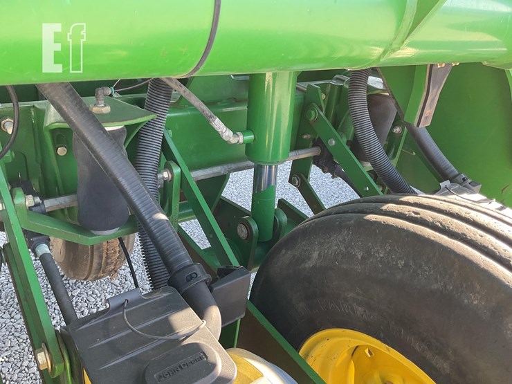 john-deere-1790-image-13