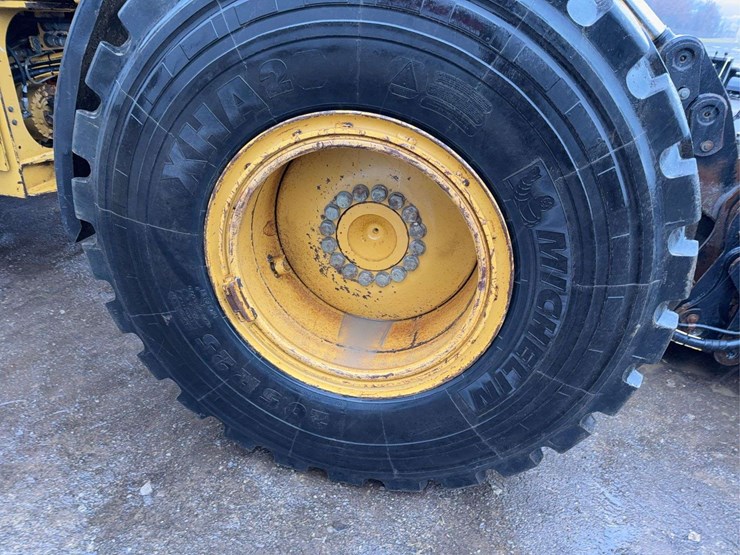 2006-caterpillar-930g-image-10