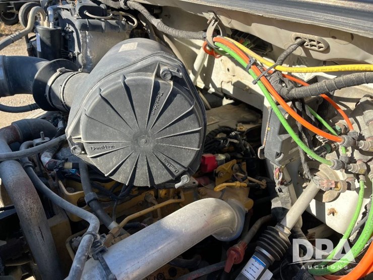 ford-f650-xlt-image-55