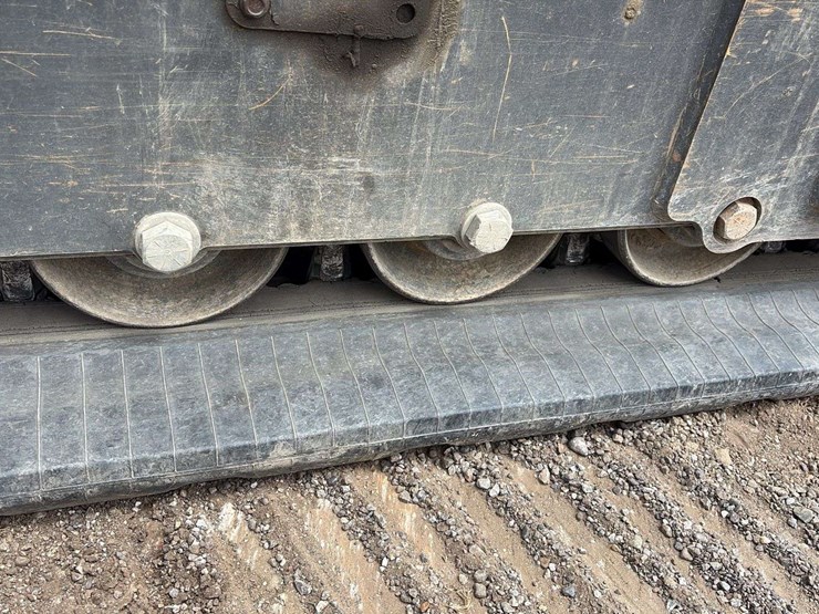 2021-case-dl550-image-21