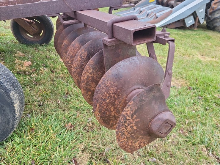 international-11-image-13