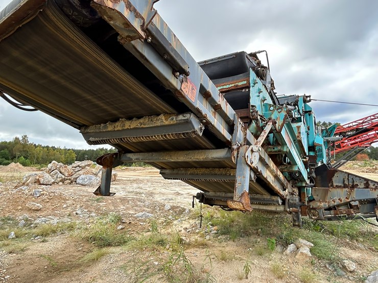 2016-powerscreen-trakpactor-320sr-image-9