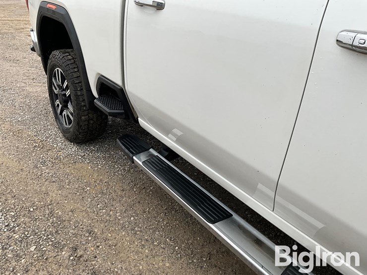 2022-gmc-sierra-2500-image-16