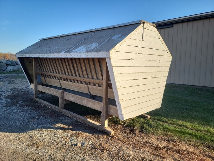 wood-cattle-feeder-w/skids-image-7
