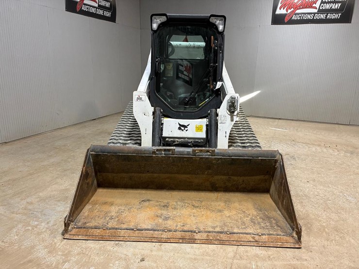 2023-bobcat-t770-image-8