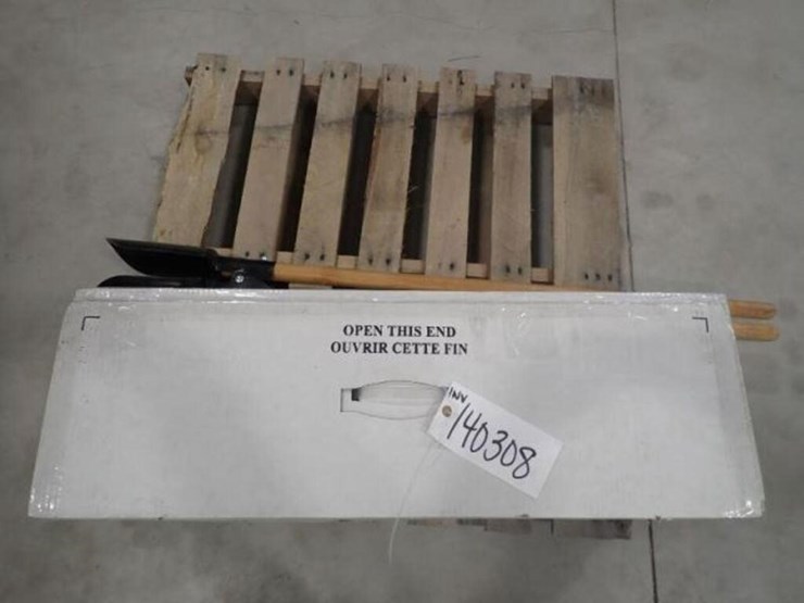 6.5-ft-brielle-black-pine-led-christmas-tree-image-13