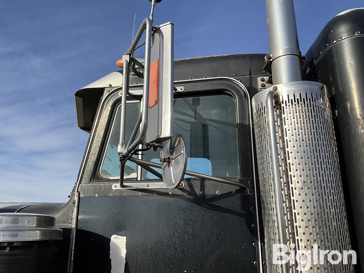 1987-peterbilt-359-image-14