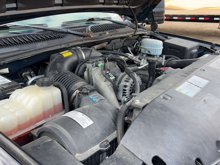 2006-gmc-2500-image-22