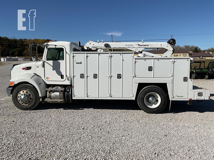 peterbilt-337-image-1