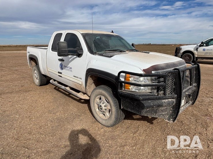 chevrolet-silverado-2500hd-image-1