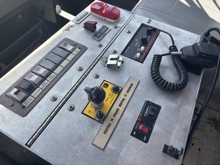 freightliner-fl80-image-64