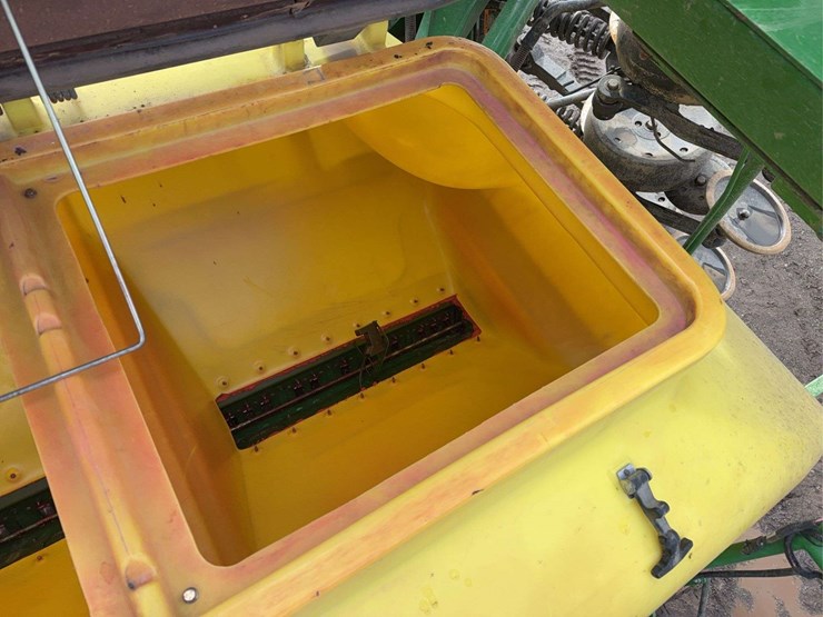 2011-john-deere-1990-image-49