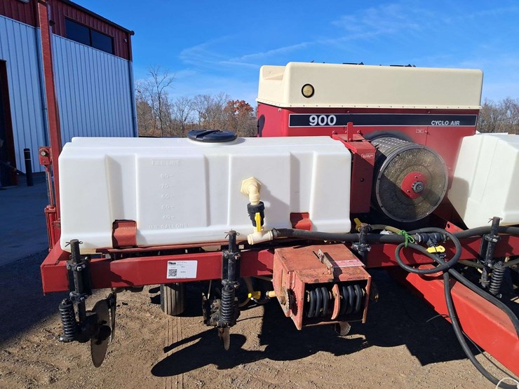 case-ih-900-image-11