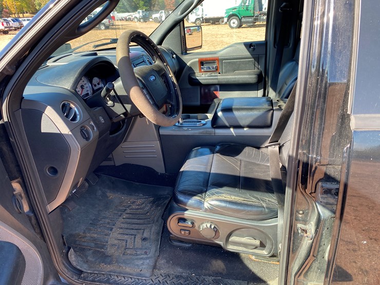 ford-f150-lariat-image-31