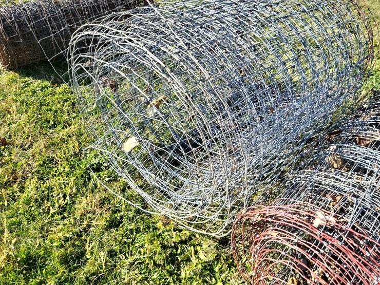 (3)-rolls-48"-tall-livestock-fence-image-12