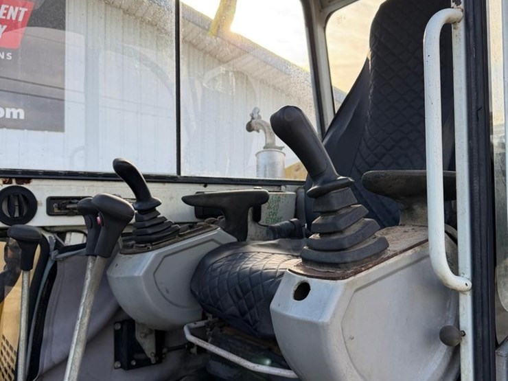 mustang-me8002-image-25