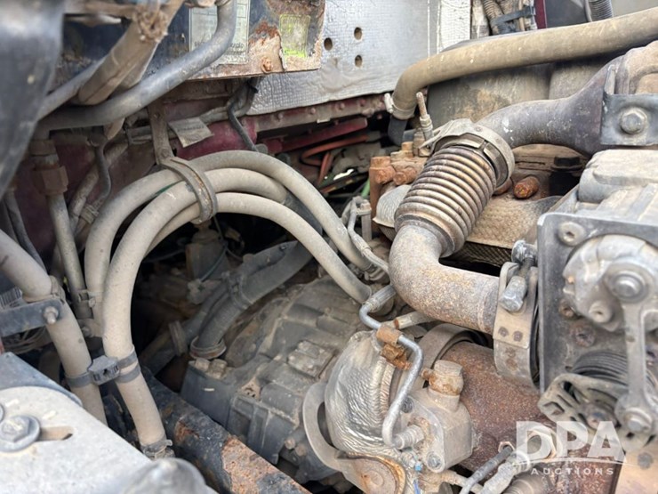 2014-kenworth-t660-image-58