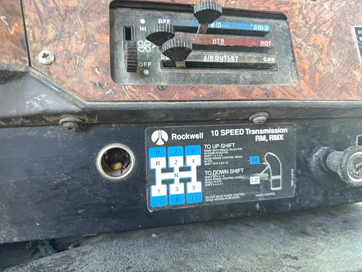 1997-international-9200-image-18