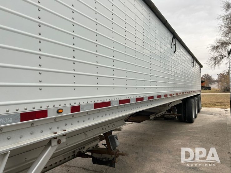 2015-wilson-hopper-bottom-image-4