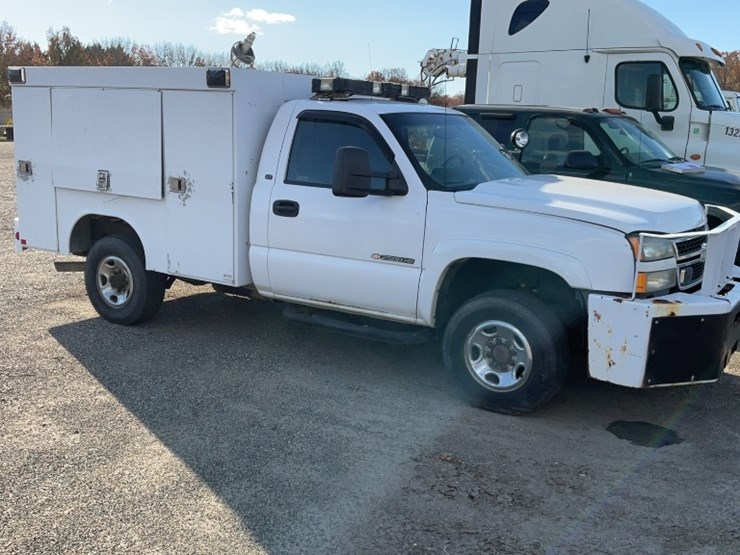 chevrolet-2500hd-image-3