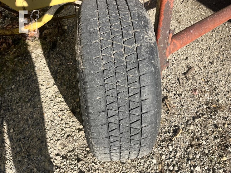 new-holland-258-image-7