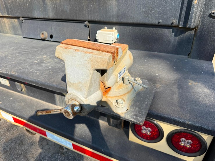 kenworth-t370-image-17