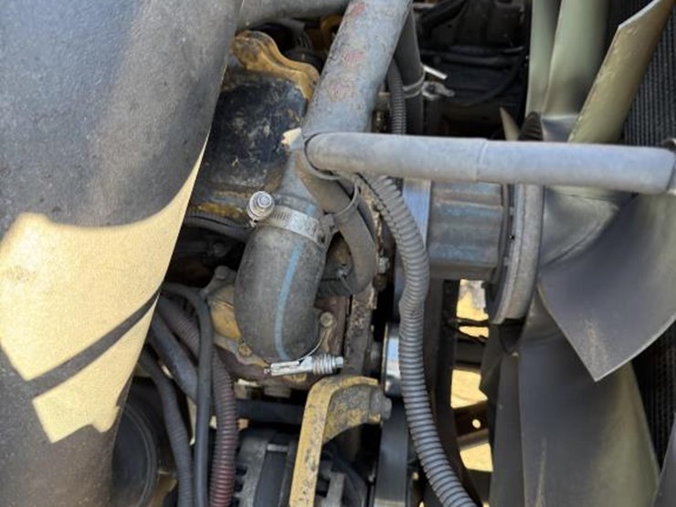 2002-vactor-2100-image-100