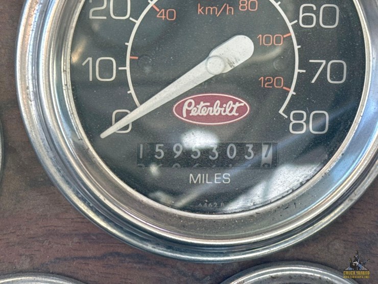 1996-peterbilt-379-image-19