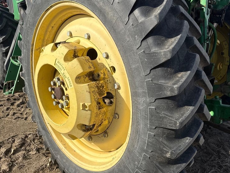 john-deere-7330-image-10