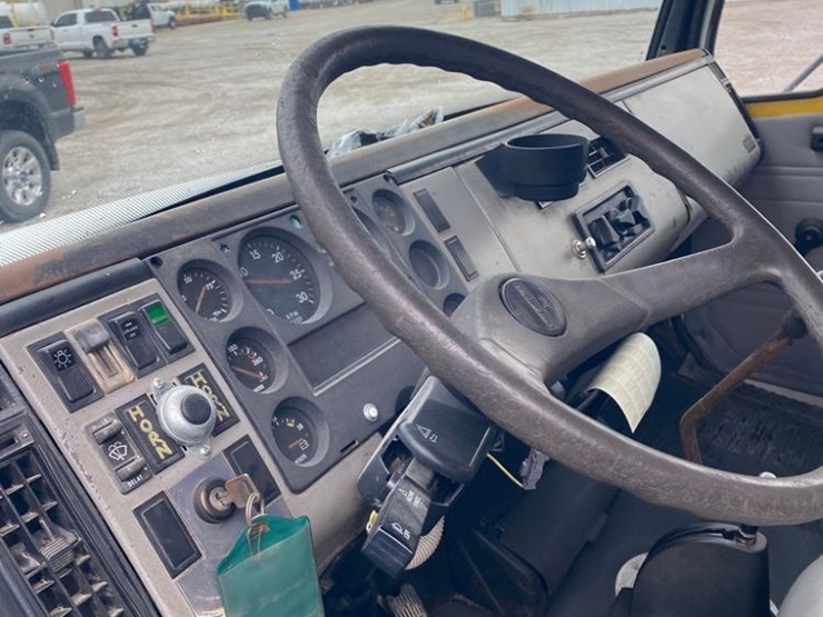 freightliner-fl50-image-18