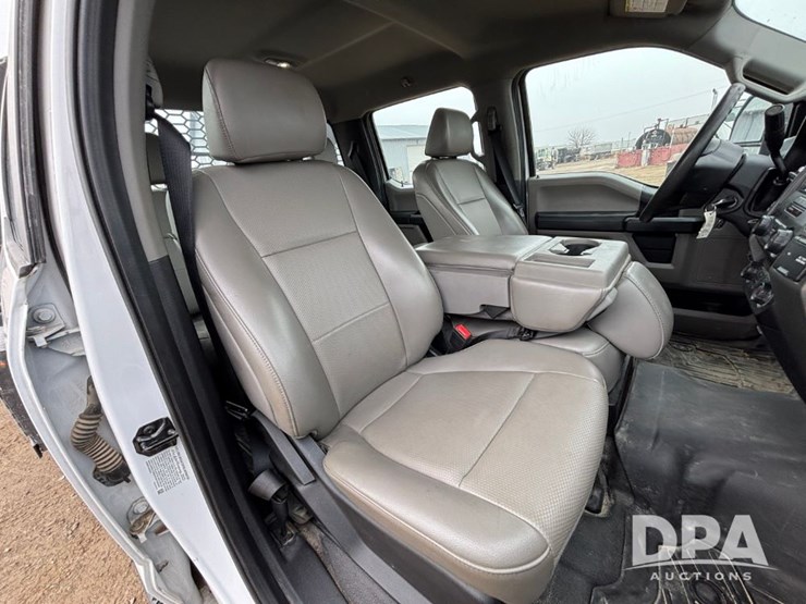 ford-f550-xl-image-62