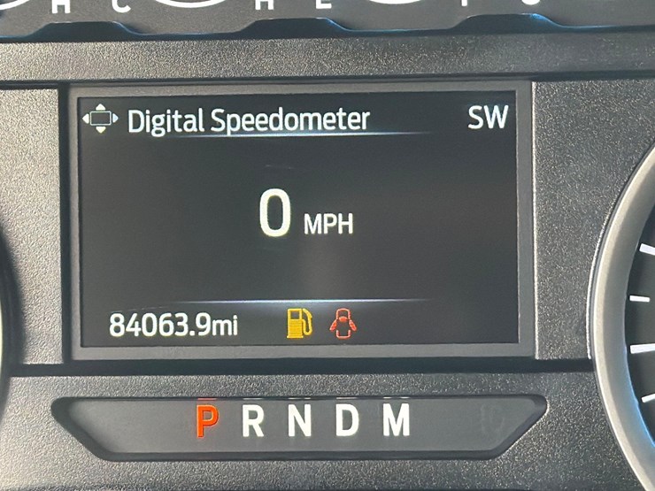 2021-ford-f350-image-26