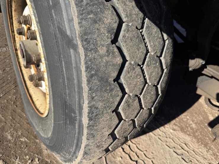 2002-vactor-2100-image-119