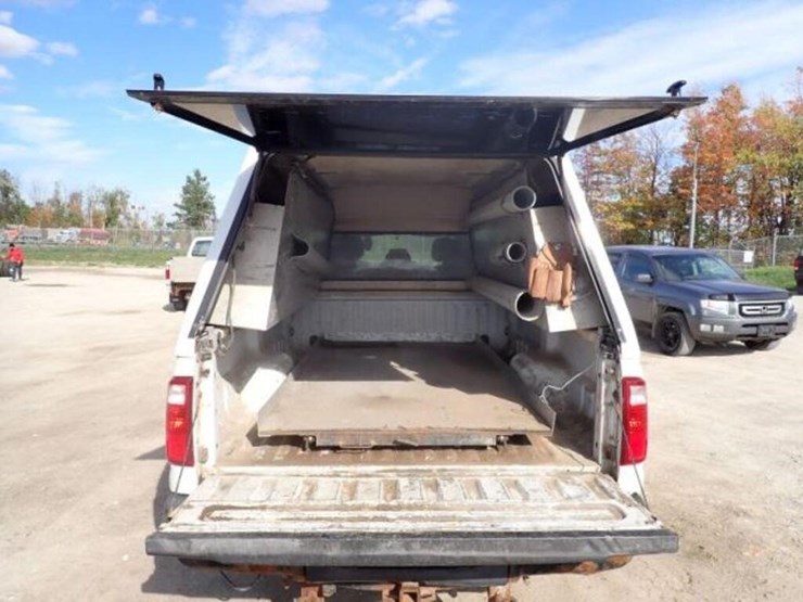 2012-ford-f250-xl-image-34