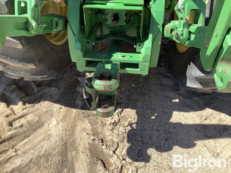 john-deere-8320r-image-9