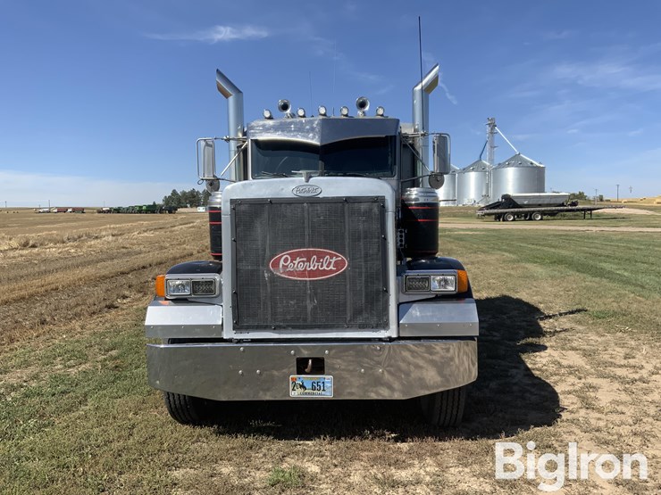 1995-peterbilt-379-image-2