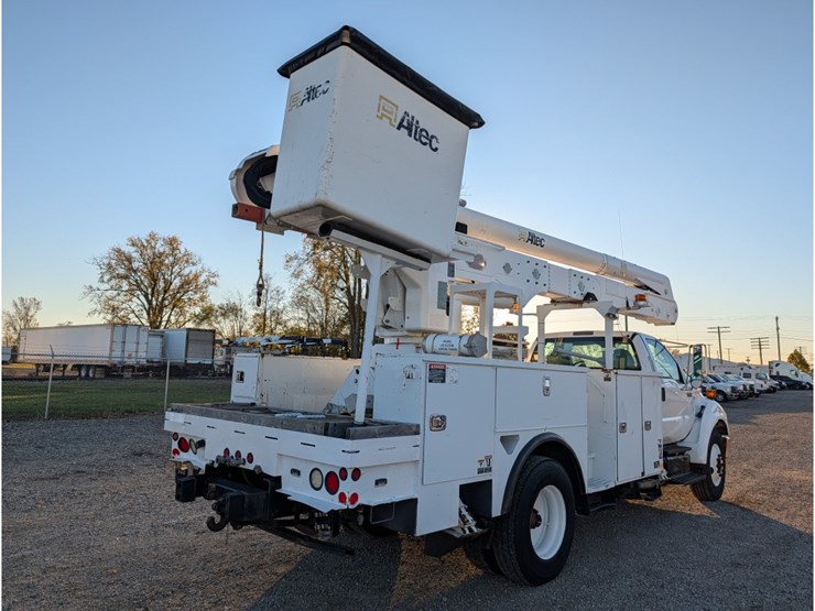 2015-ford-f750-image-11