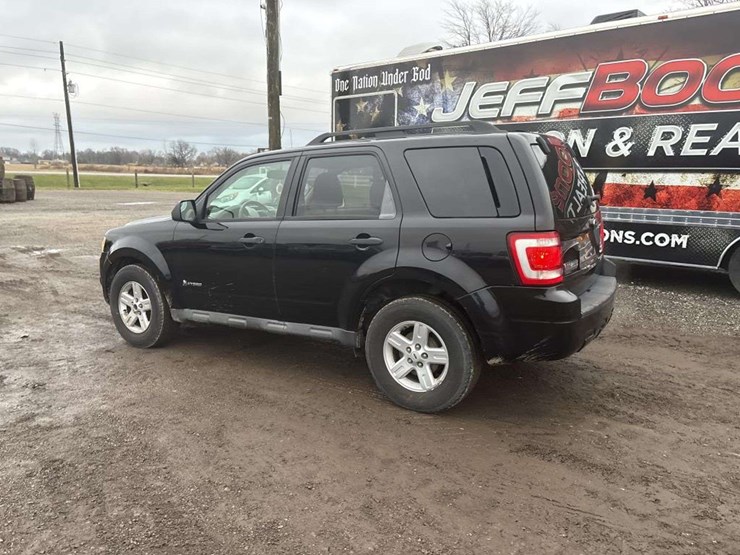 2009-ford-escape-hybrid-image-3