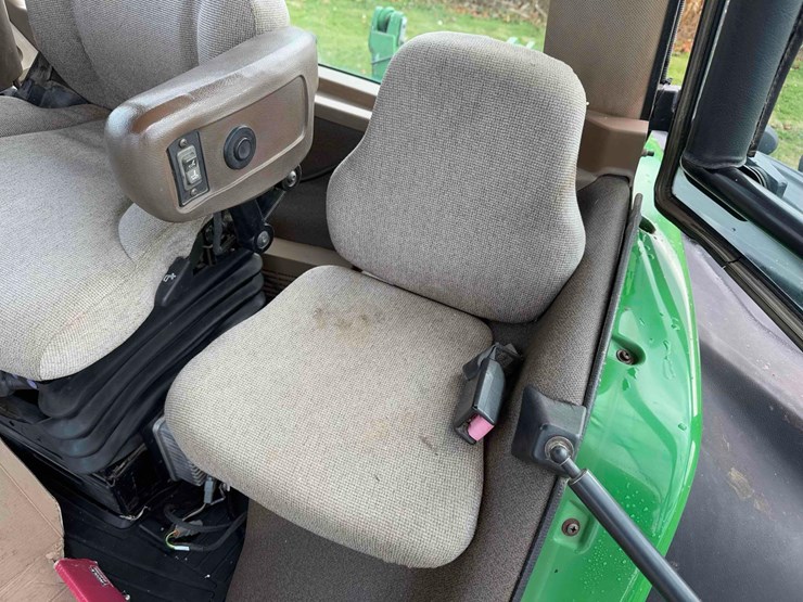 2002-john-deere-9520t-image-41