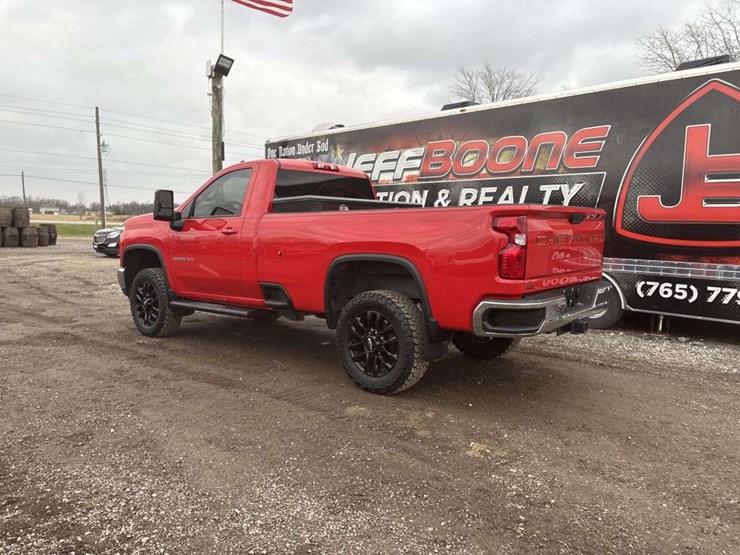 2025-chevrolet-2500-image-3