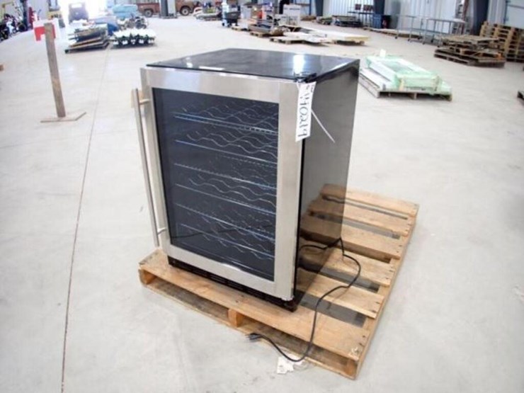 vissani-5.1-cu-ft-wine/beverage-cooler-image-1