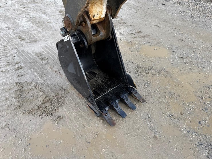 2022-bobcat-e42-image-10