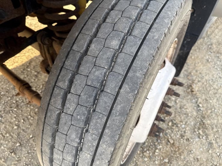 2006-ford-f550-image-76