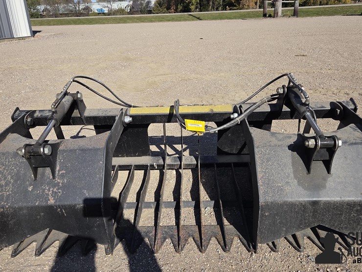 80"-rock/brush-grapple-image-2