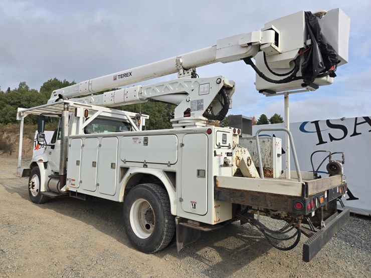 international-4000-image-3