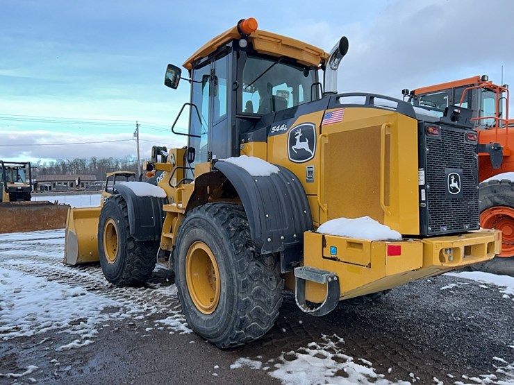 2019-deere-544l-image-11