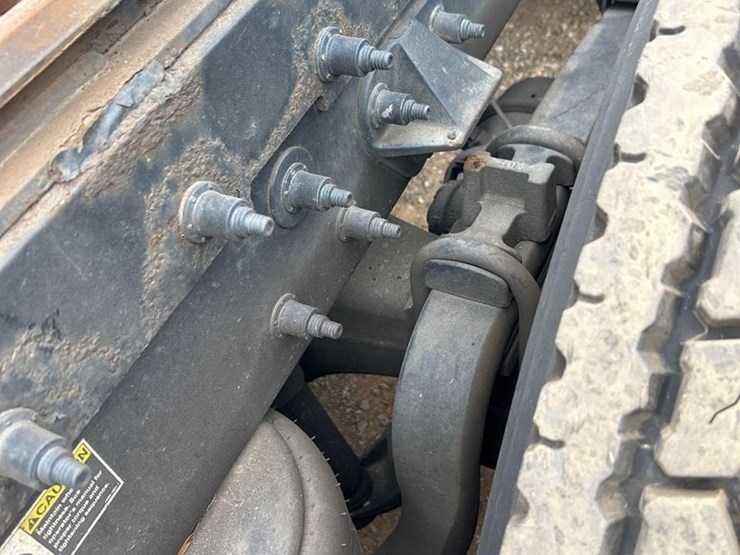 peterbilt-579-image-28